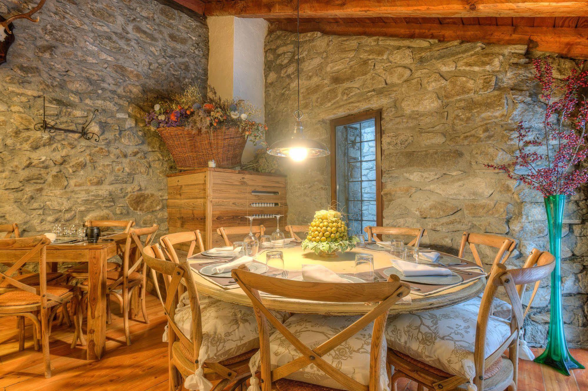Locanda La Brenva Courmayeur Ngoại thất bức ảnh