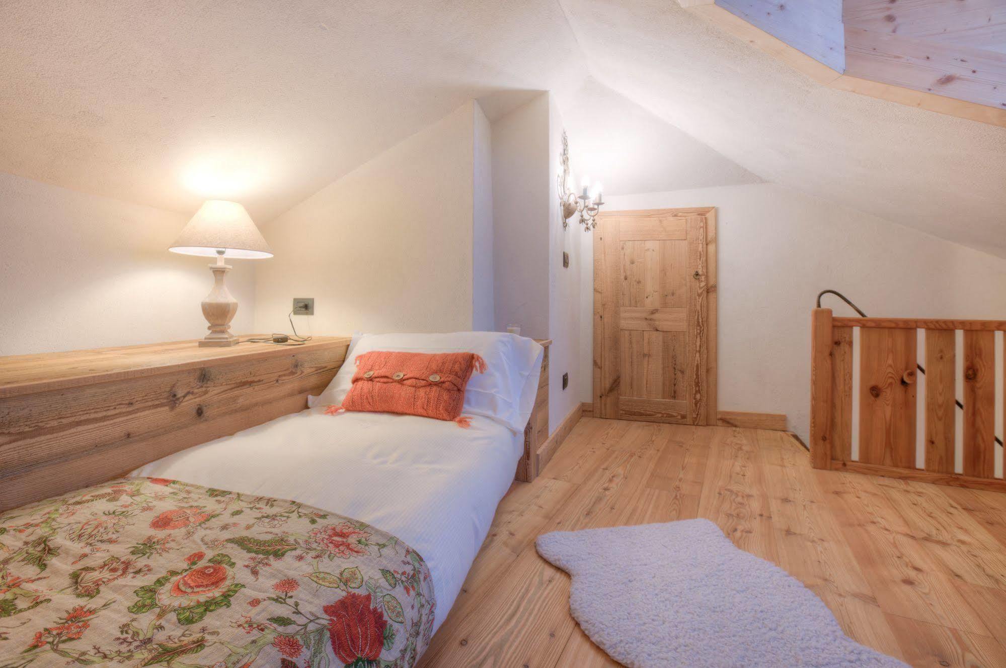 Locanda La Brenva Courmayeur Ngoại thất bức ảnh