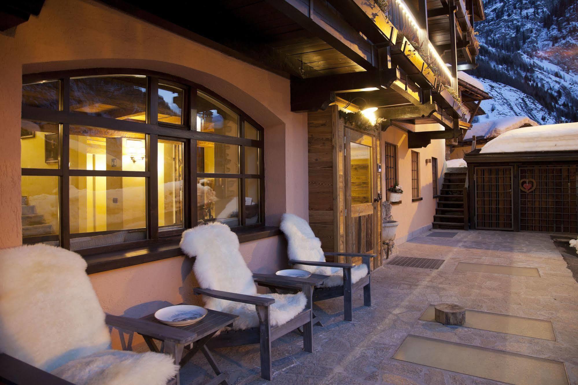Locanda La Brenva Courmayeur Ngoại thất bức ảnh